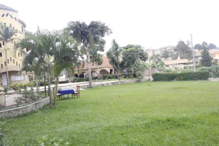 Rwizi View Hotel Mbarara Buitenkant foto